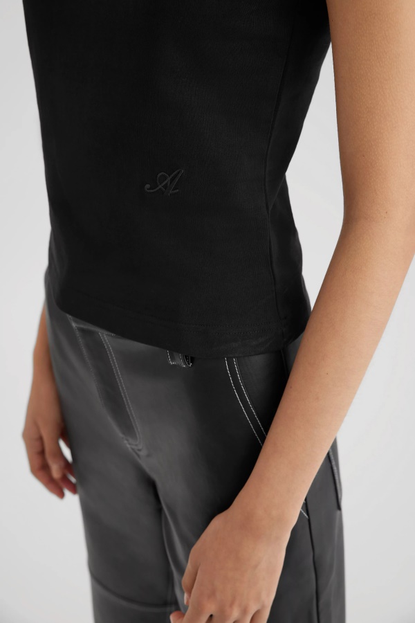 Baby Tee Black Axel Arigato