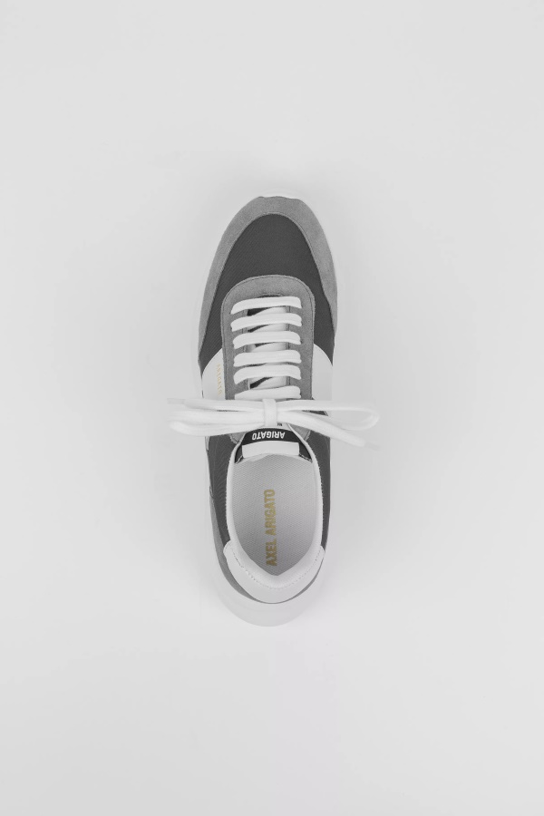 Genesis Vintage Runner Axel Arigato Black White