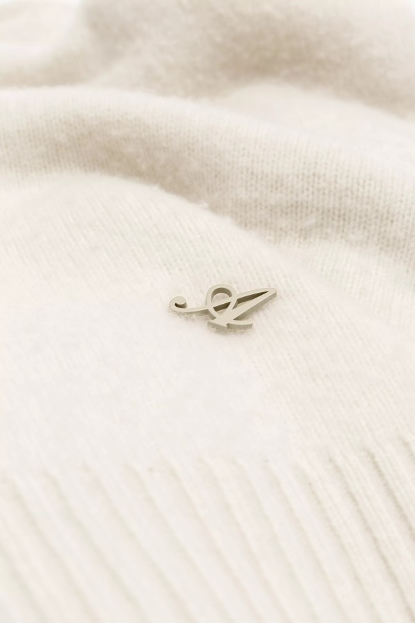 Axel Arigato Beige Signature Pin