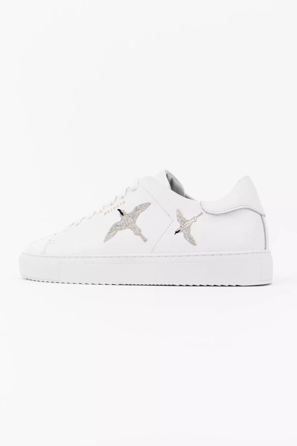 Clean 90 Bee Birds White Silver Axel Arigato