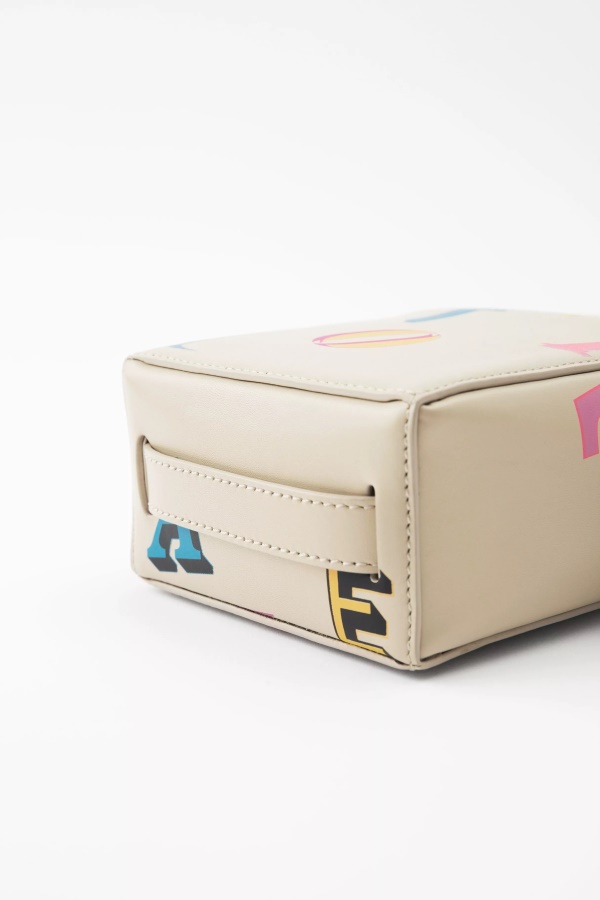 Cubic Monogram Leather Pouch Axel Arigato Pale Beige