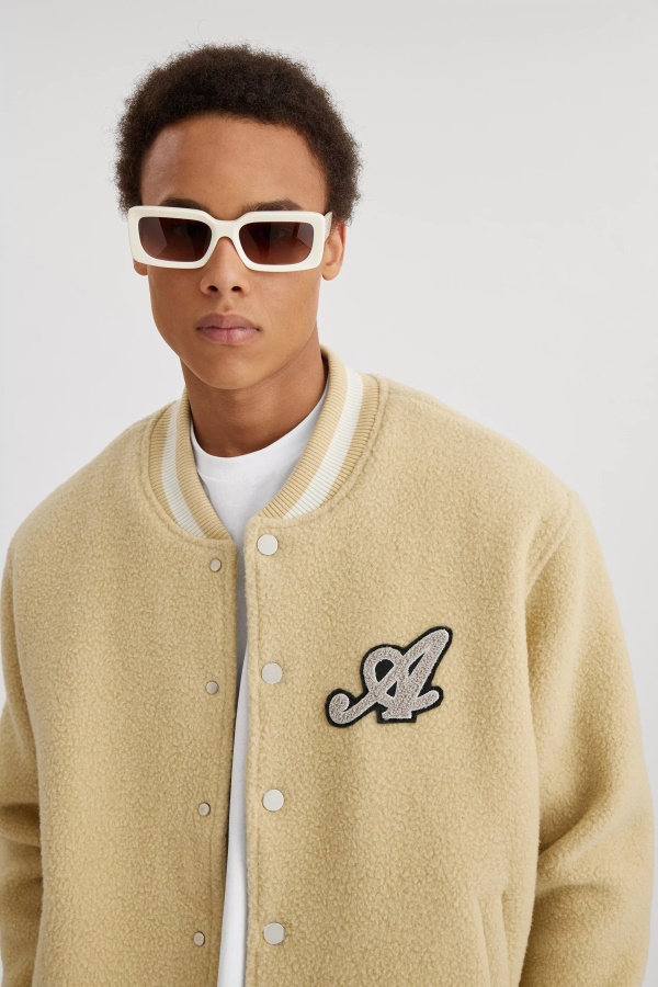 Off Court Bomber Pale Beige Axel Arigato