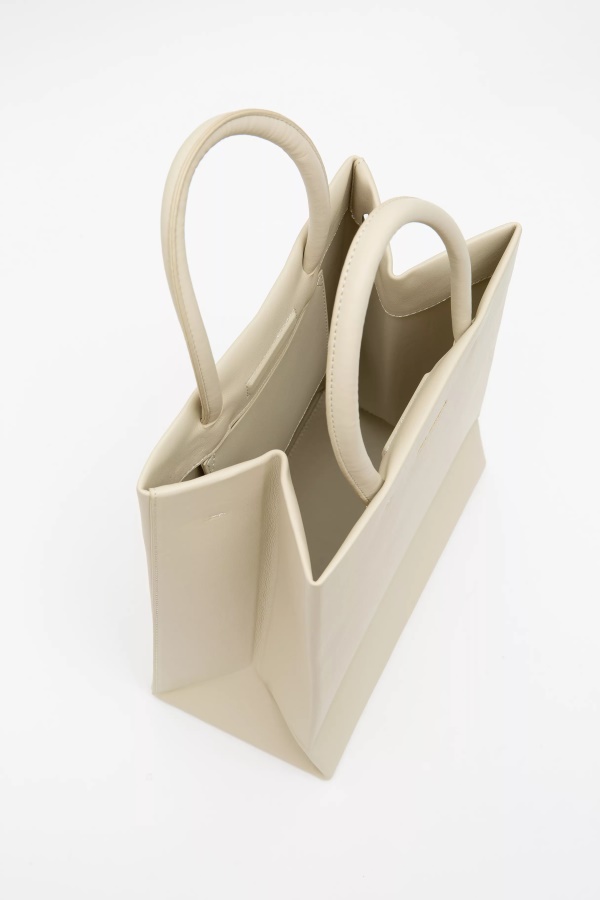 Axel Arigato Shopping Bag Medium Pale Beige