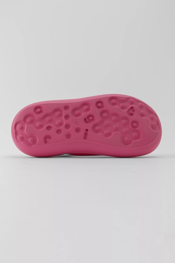 Delta Sandal Pink Axel Arigato