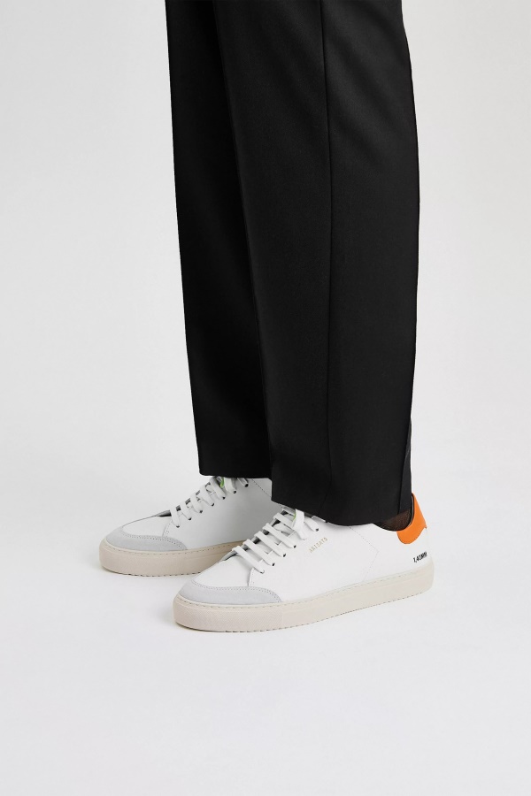 Clean 90 Triple Orange Black Neon Axel Arigato