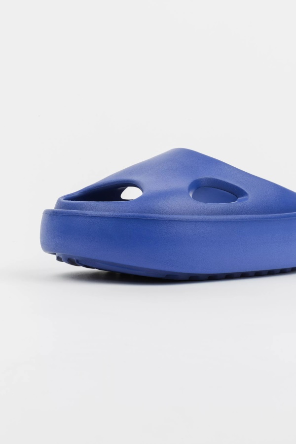 Axel Arigato Magma Sandal Klein Blue