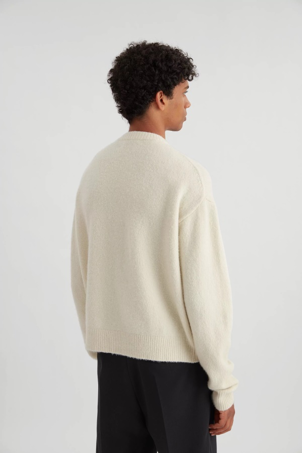 Team Sweater Ecru Axel Arigato