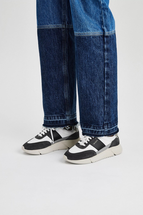 Genesis Vintage Runner Dark Grey Black Snake Axel Arigato