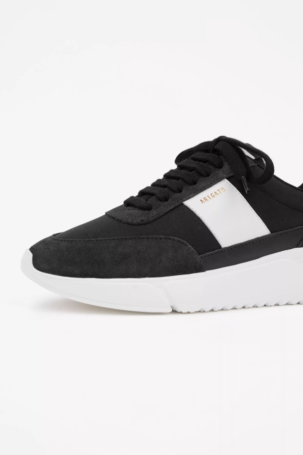 Genesis Vintage Runner Black White Axel Arigato